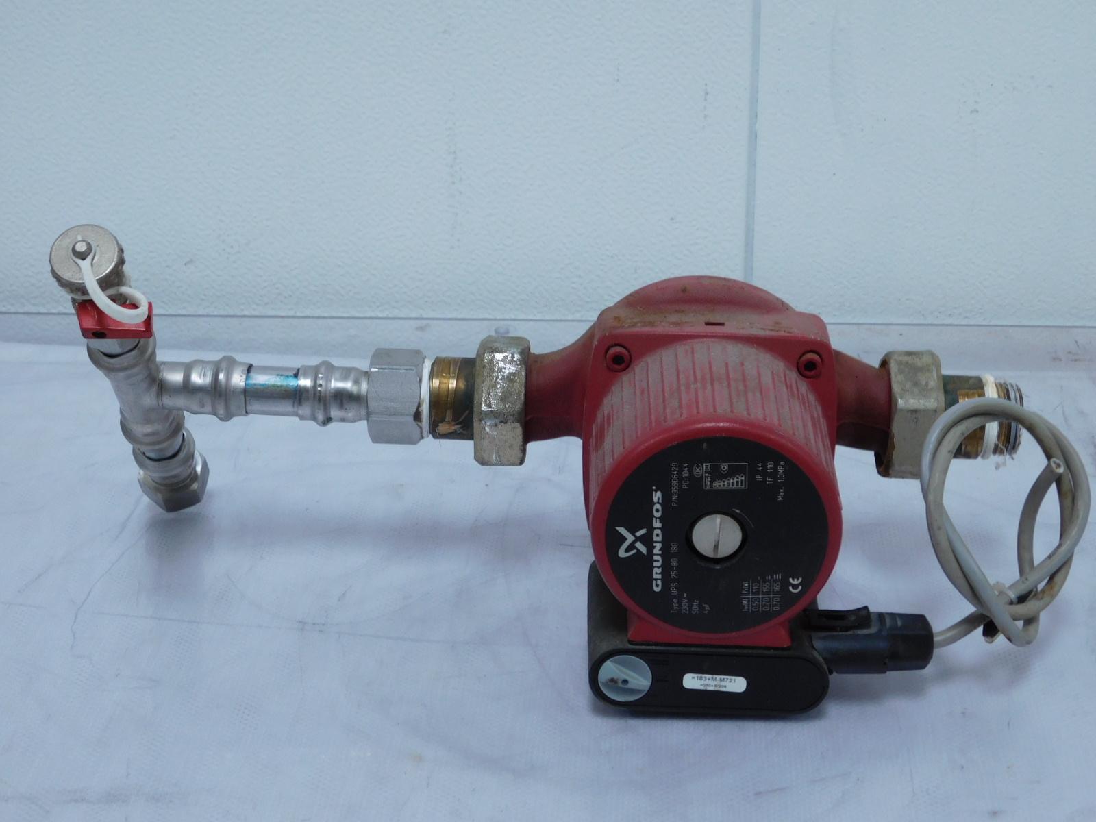 Grundfos UPS 25-80 180 95906429 Circulator Pump 230 V 50 Hz 4 uF 1.0 ...